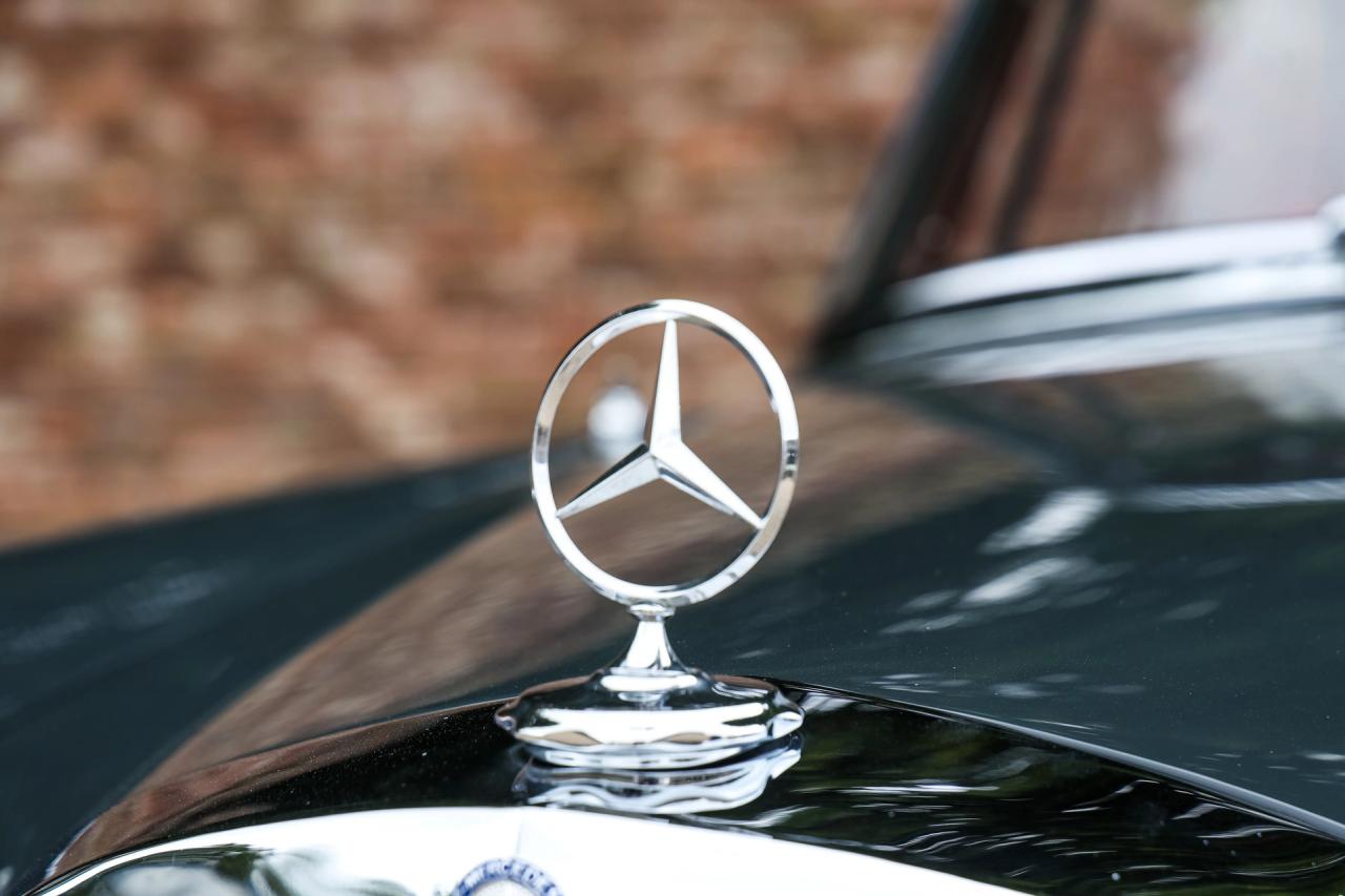 1960 Mercedes - Benz Mercedes Benz 220 SE Cabriolet &ldquo;Extensively restored&rdquo;