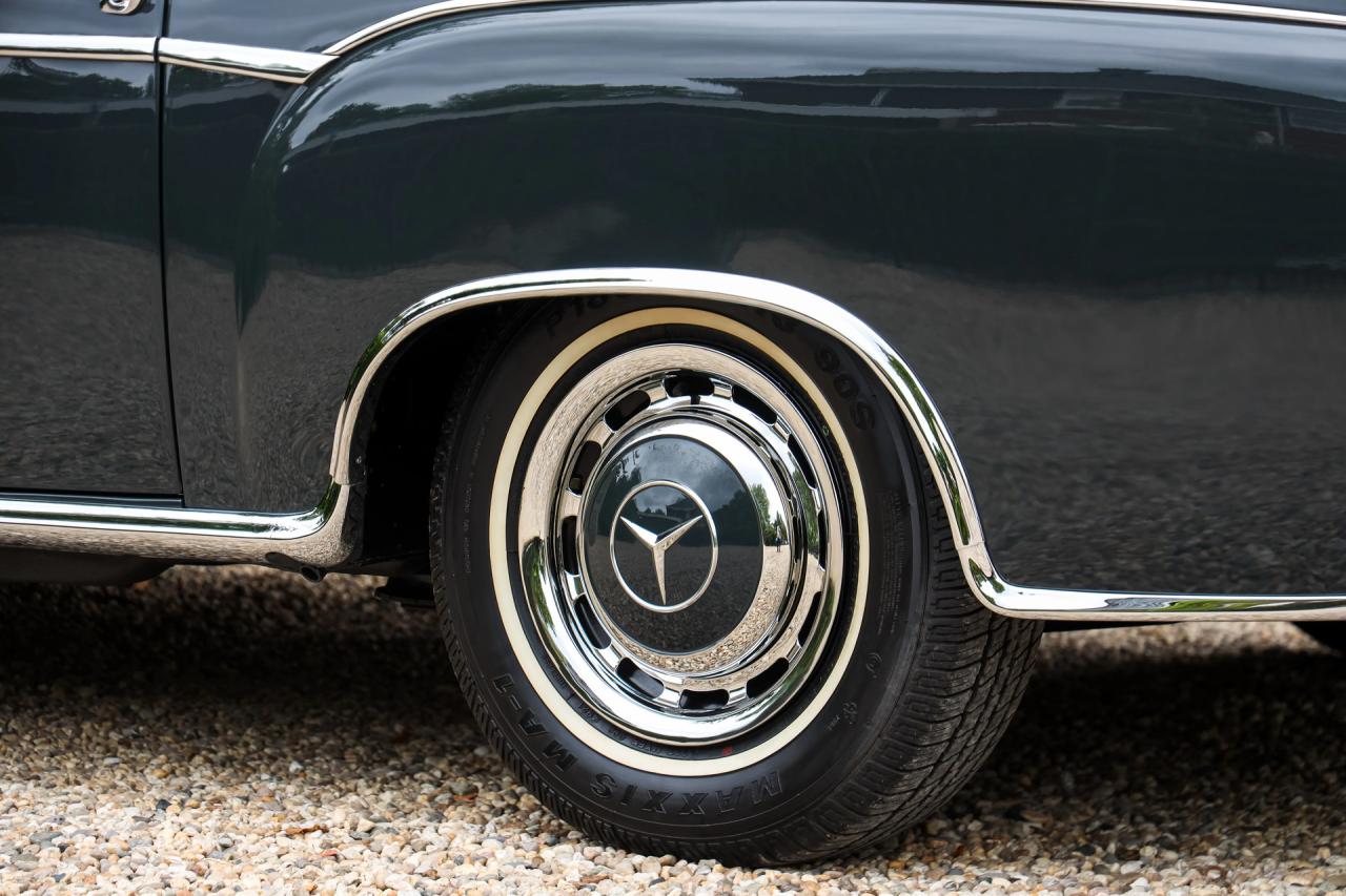 1960 Mercedes - Benz Mercedes Benz 220 SE Cabriolet &ldquo;Extensively restored&rdquo;