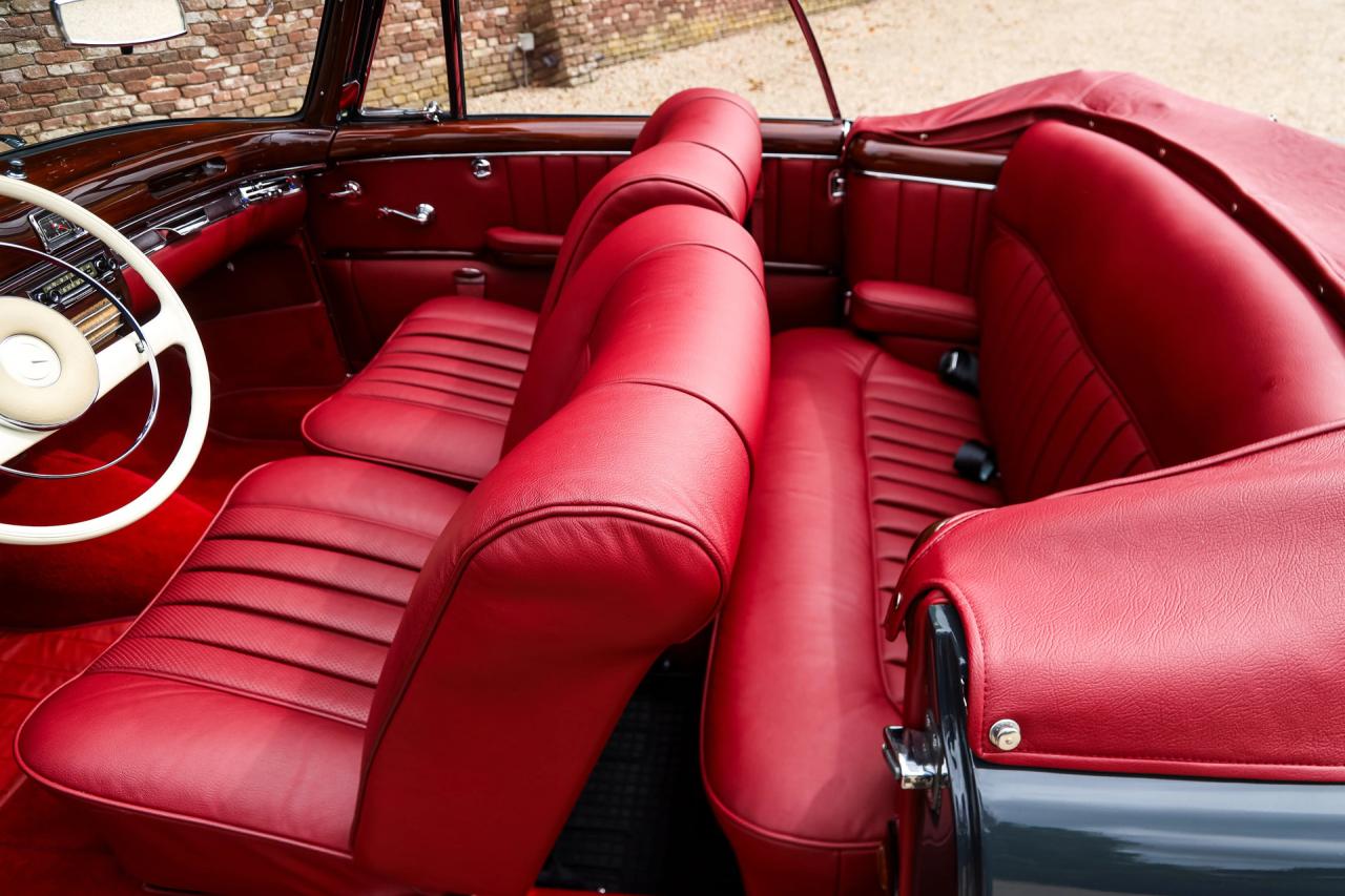1960 Mercedes - Benz Mercedes Benz 220 SE Cabriolet &ldquo;Extensively restored&rdquo;
