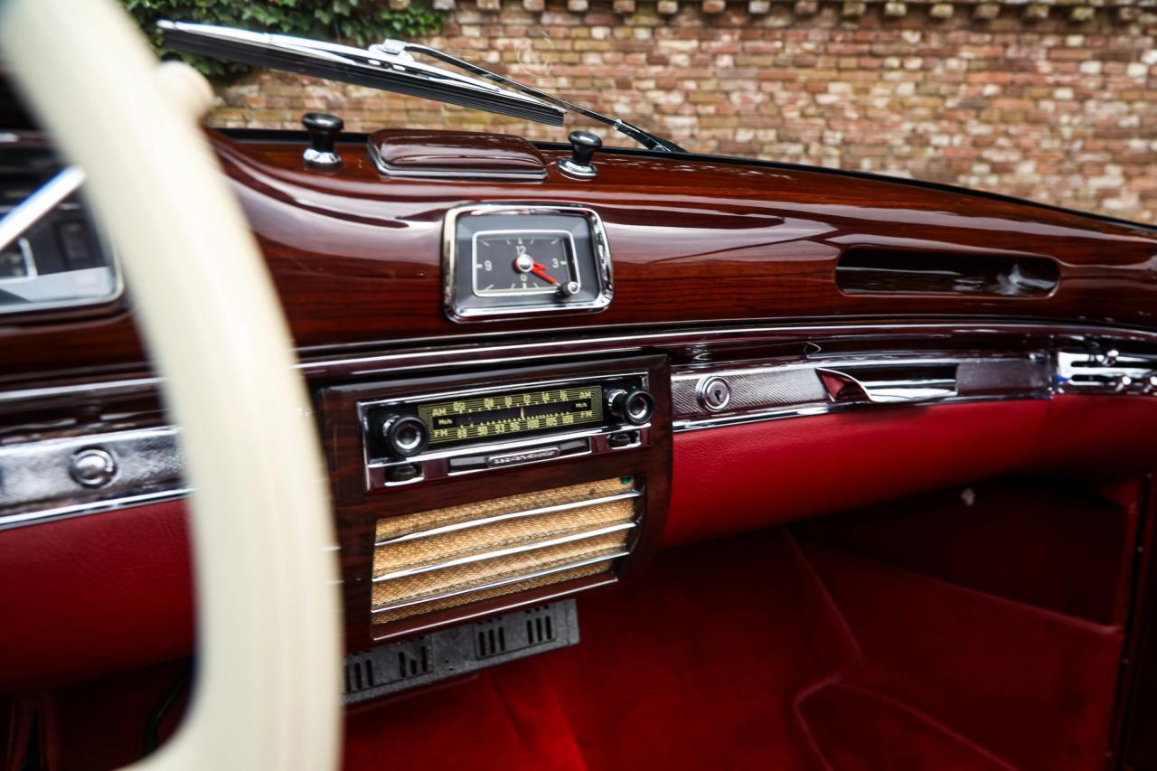 1960 Mercedes - Benz Mercedes Benz 220 SE Cabriolet &ldquo;Extensively restored&rdquo;