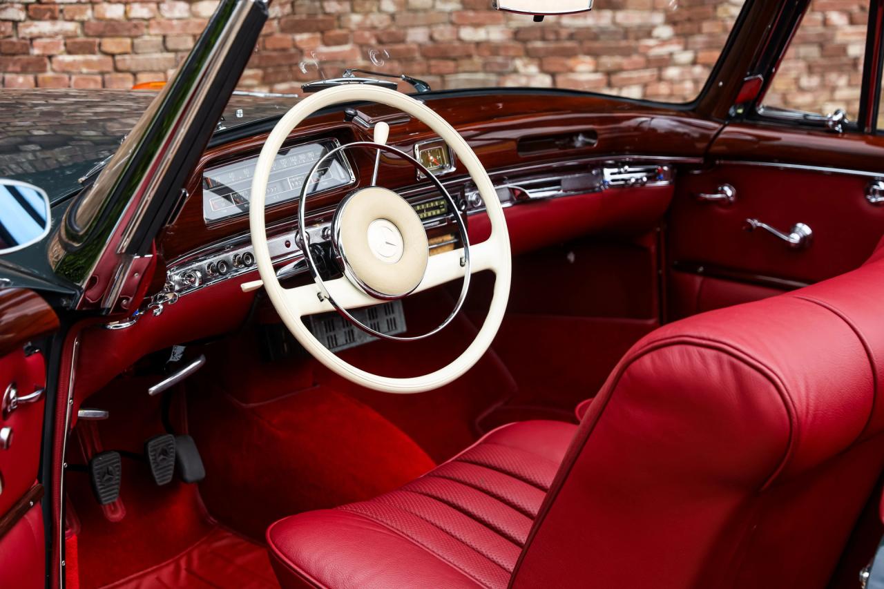 1960 Mercedes - Benz Mercedes Benz 220 SE Cabriolet &ldquo;Extensively restored&rdquo;