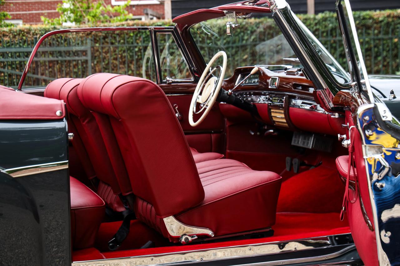 1960 Mercedes - Benz Mercedes Benz 220 SE Cabriolet &ldquo;Extensively restored&rdquo;