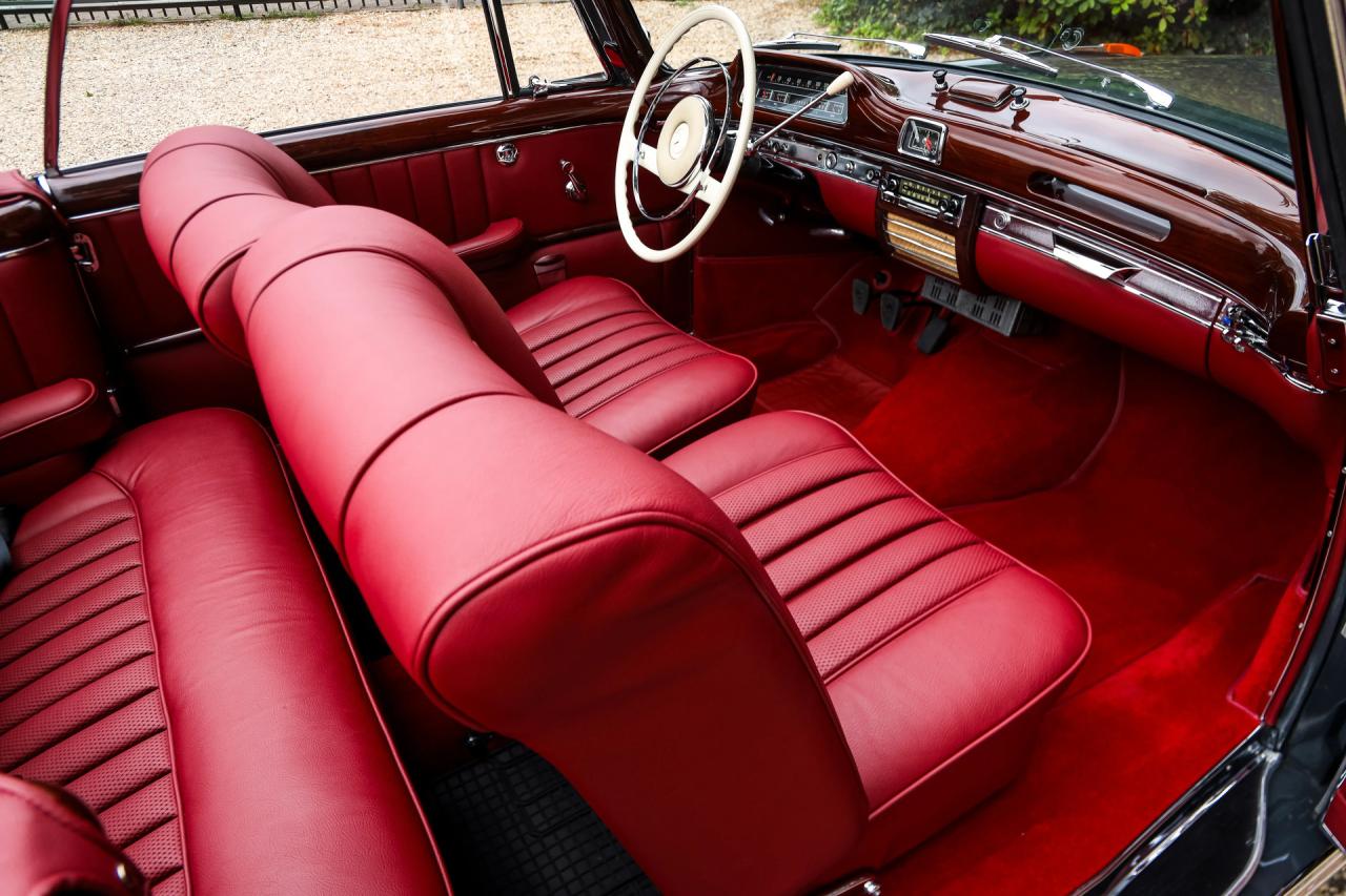 1960 Mercedes - Benz Mercedes Benz 220 SE Cabriolet &ldquo;Extensively restored&rdquo;