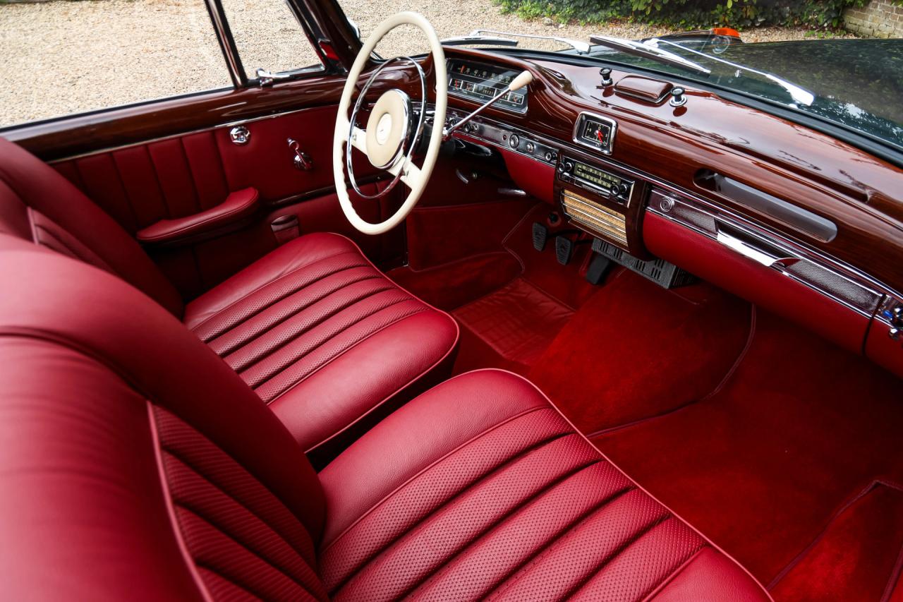 1960 Mercedes - Benz Mercedes Benz 220 SE Cabriolet &ldquo;Extensively restored&rdquo;