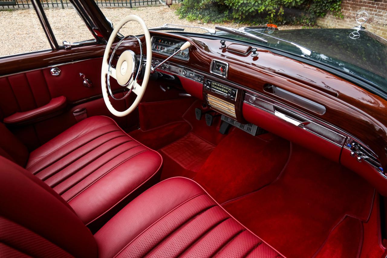 1960 Mercedes - Benz Mercedes Benz 220 SE Cabriolet &ldquo;Extensively restored&rdquo;