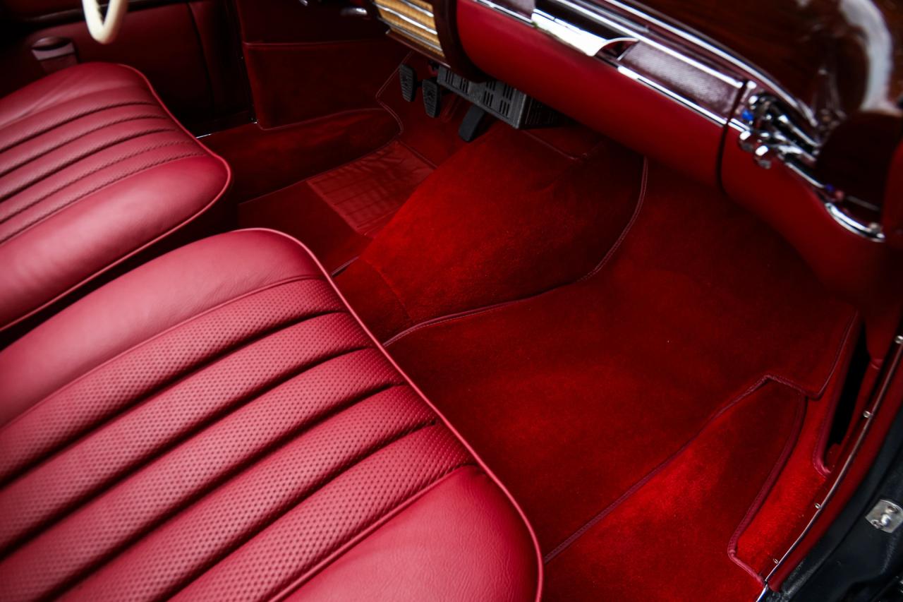 1960 Mercedes - Benz Mercedes Benz 220 SE Cabriolet &ldquo;Extensively restored&rdquo;