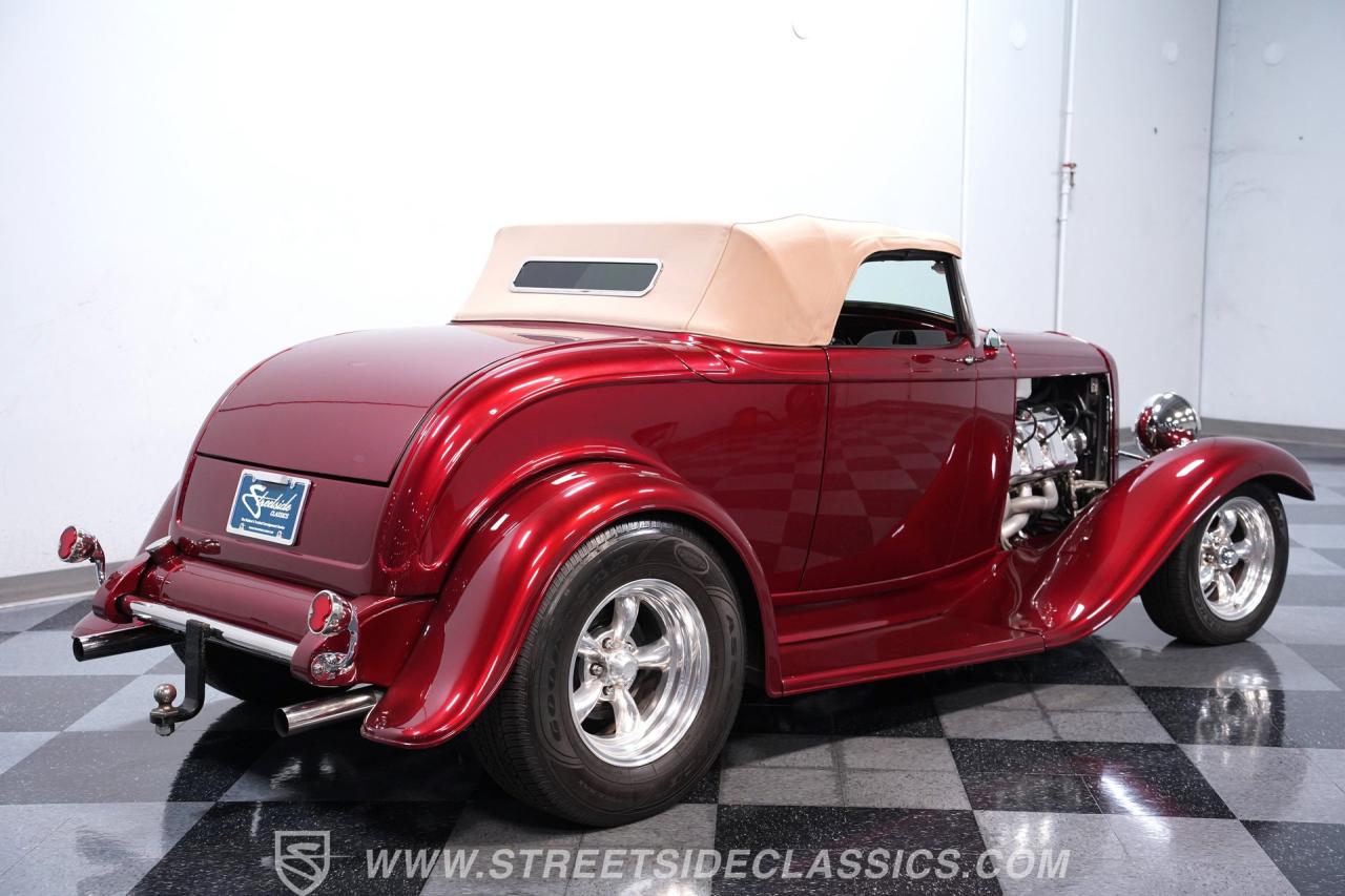 1932 Ford Roadster Boss 9 with Trailer