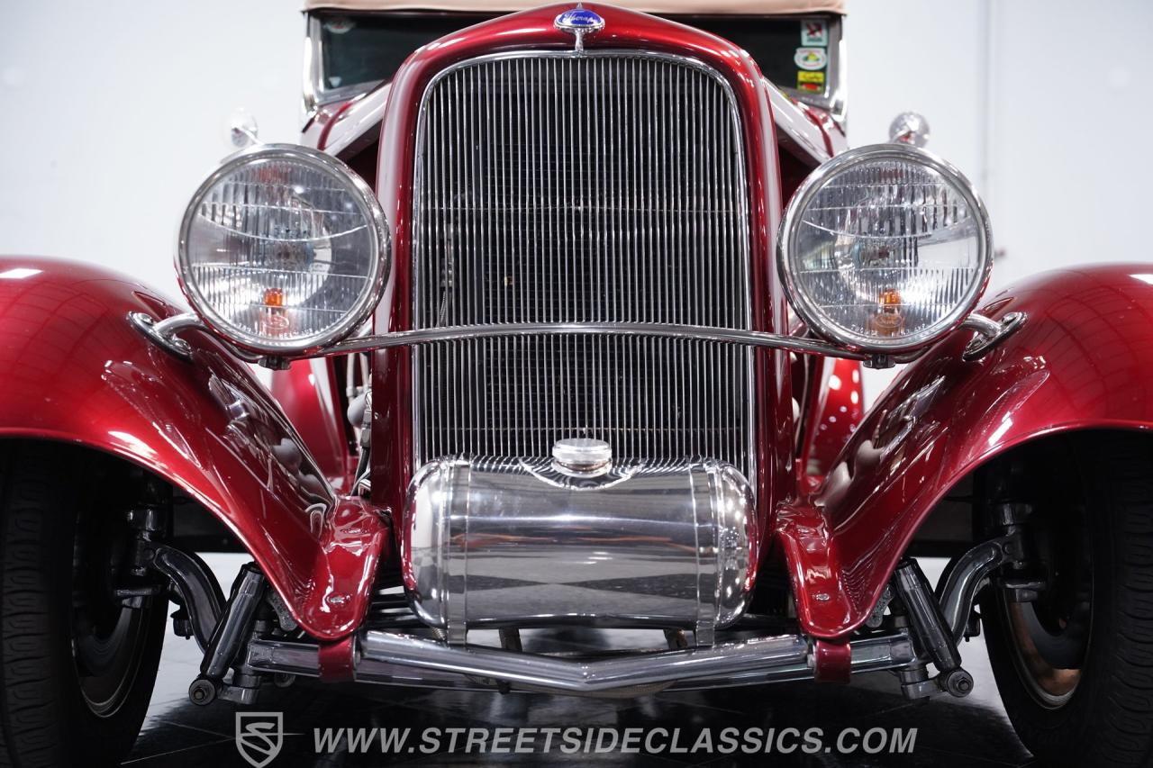 1932 Ford Roadster Boss 9 with Trailer