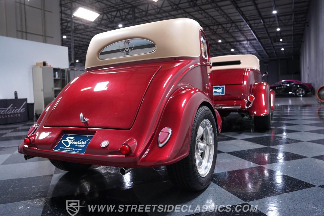 1932 Ford Roadster Boss 9 with Trailer