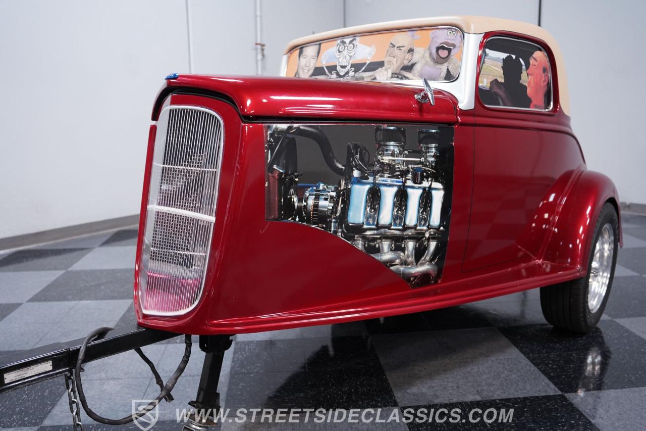 1932 Ford Roadster Boss 9 with Trailer