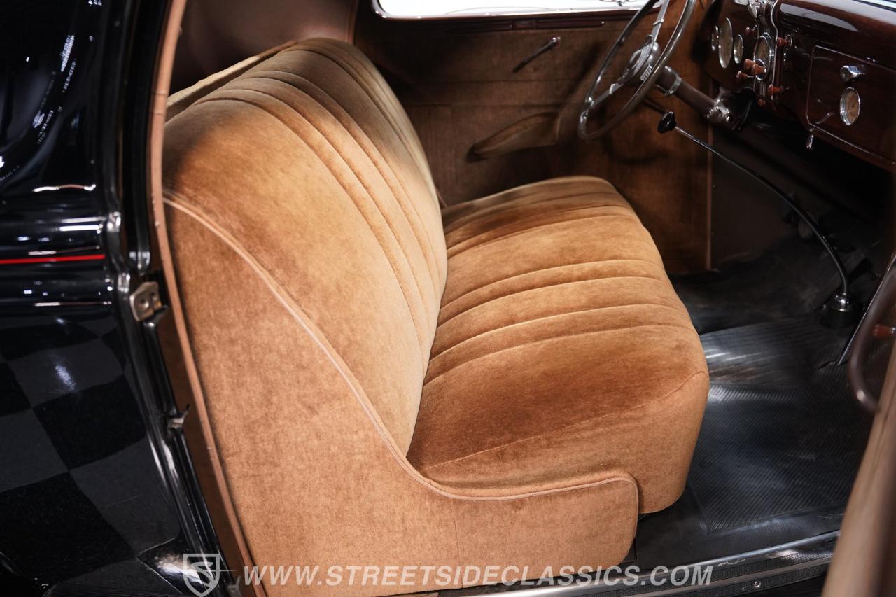 1936 Ford Deluxe 3 Window Coupe