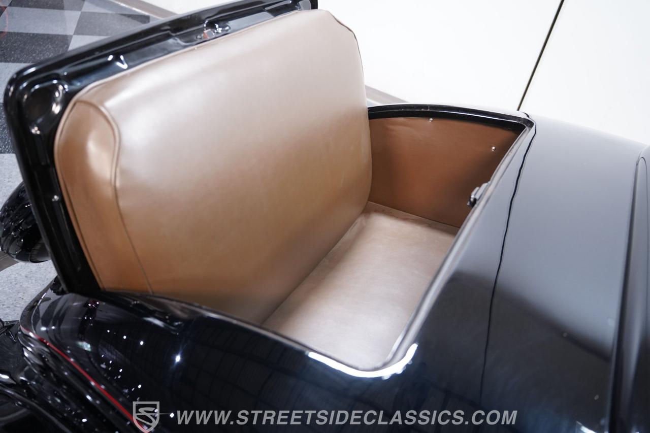 1936 Ford Deluxe 3 Window Coupe