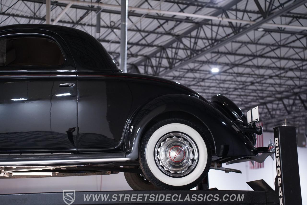 1936 Ford Deluxe 3 Window Coupe