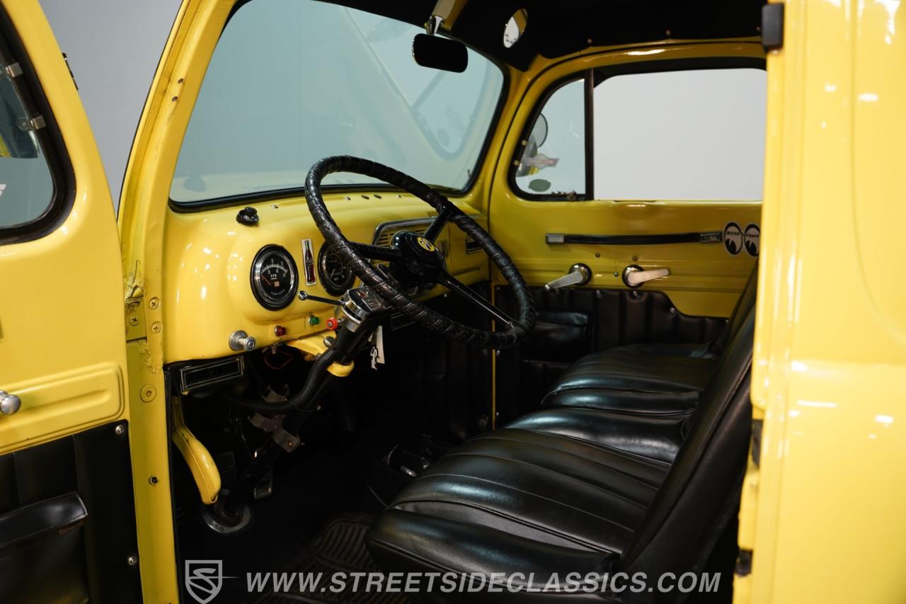 1952 Ford F-1