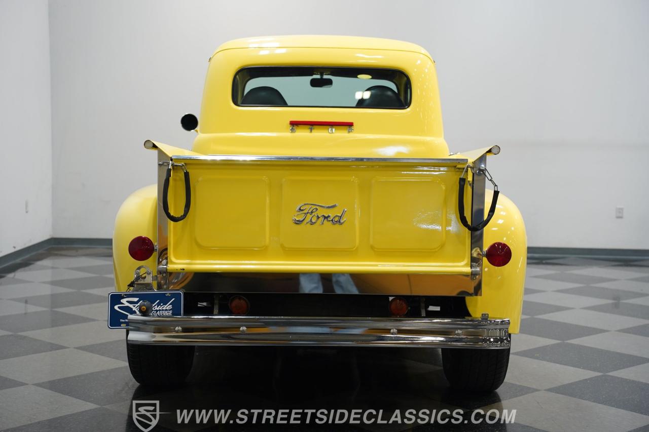 1952 Ford F-1