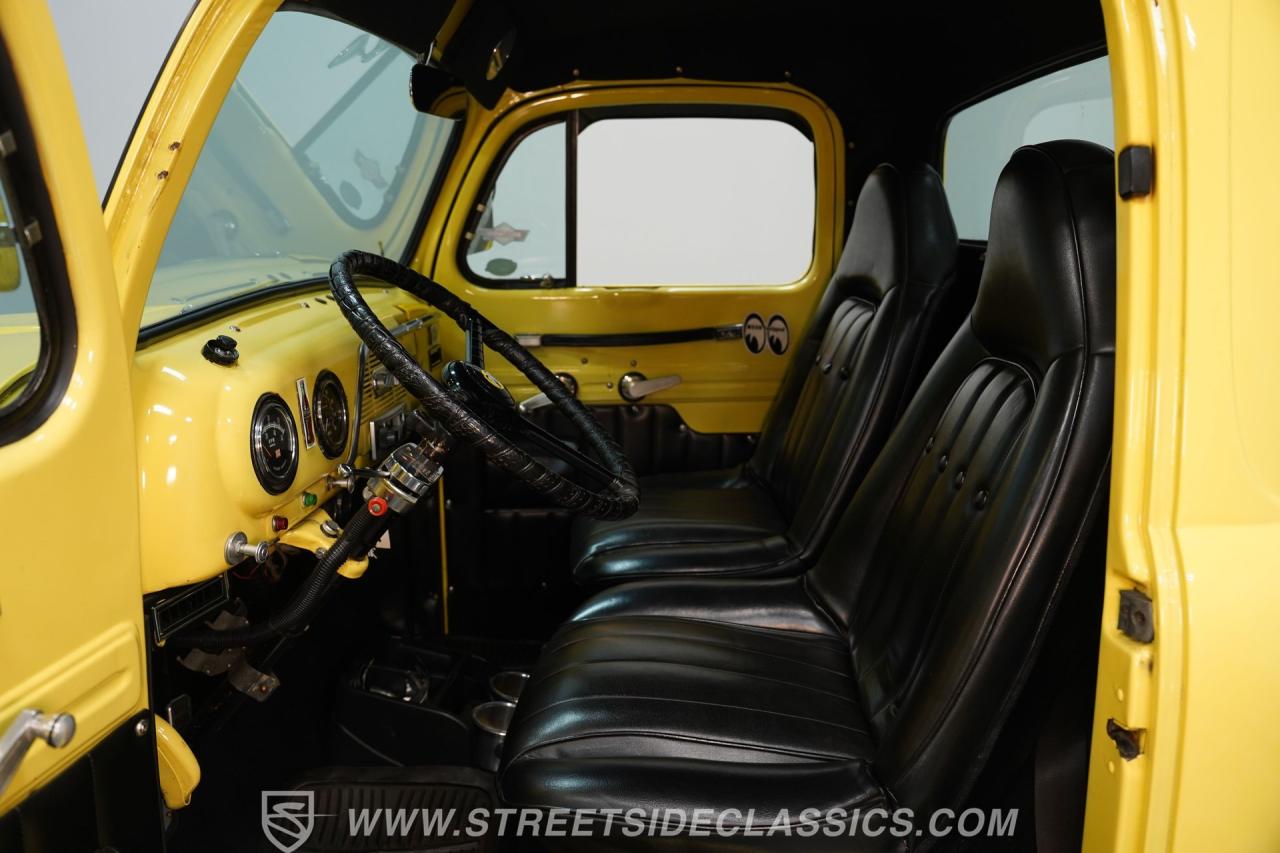 1952 Ford F-1
