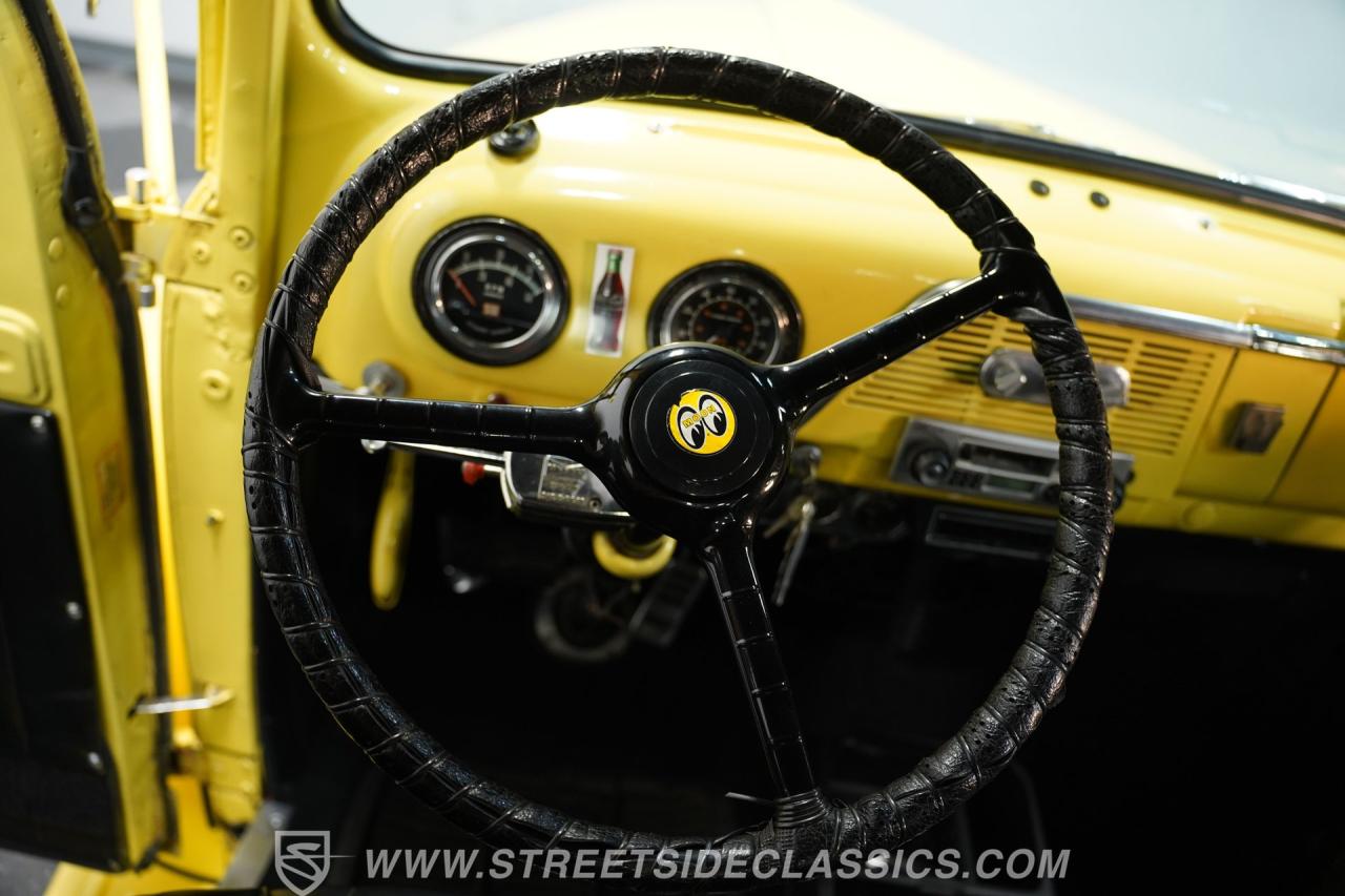 1952 Ford F-1