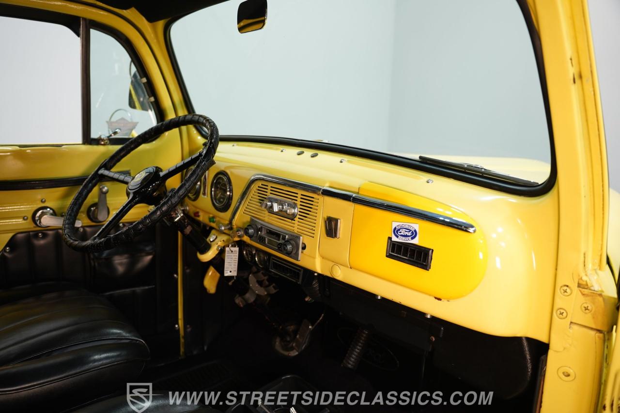 1952 Ford F-1