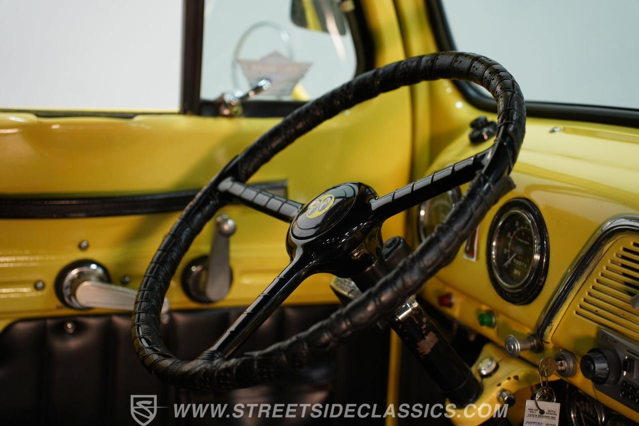 1952 Ford F-1