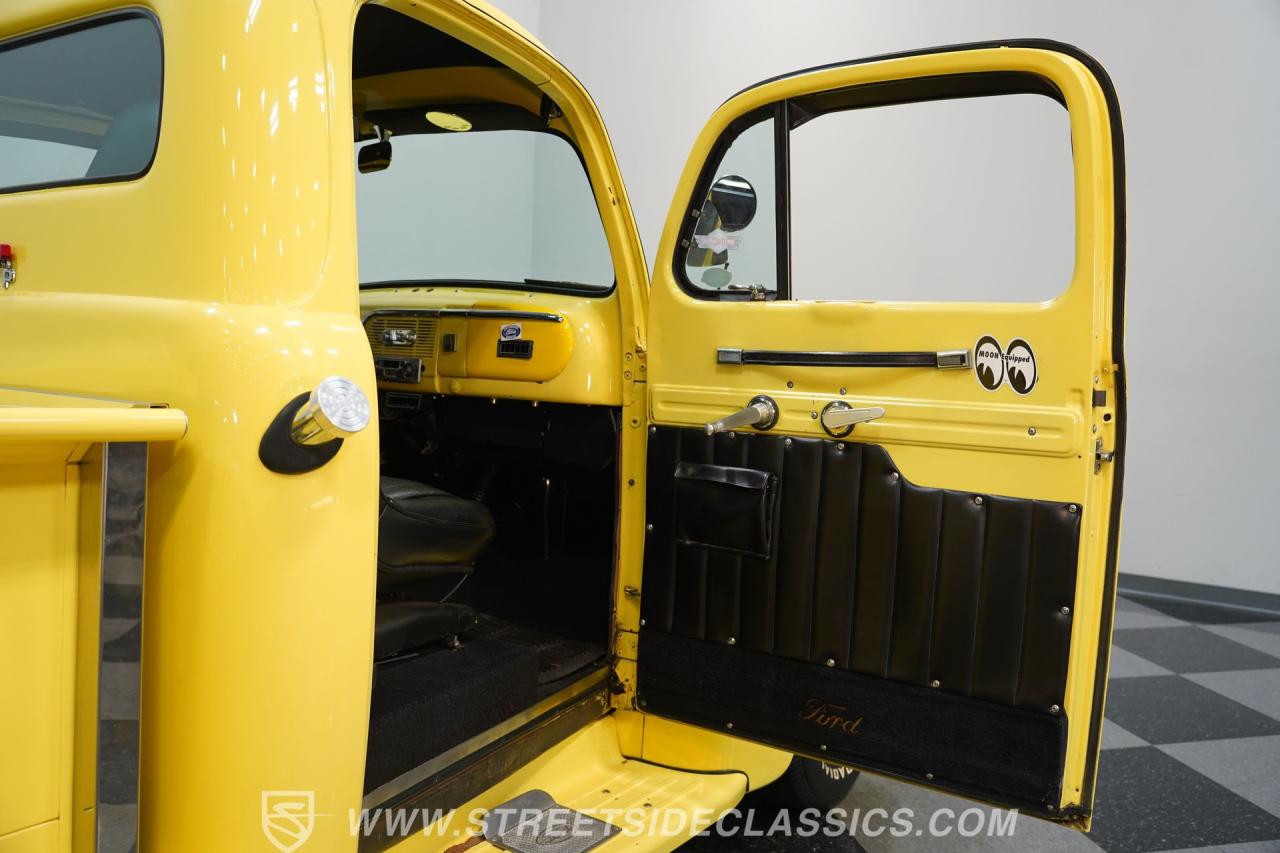 1952 Ford F-1