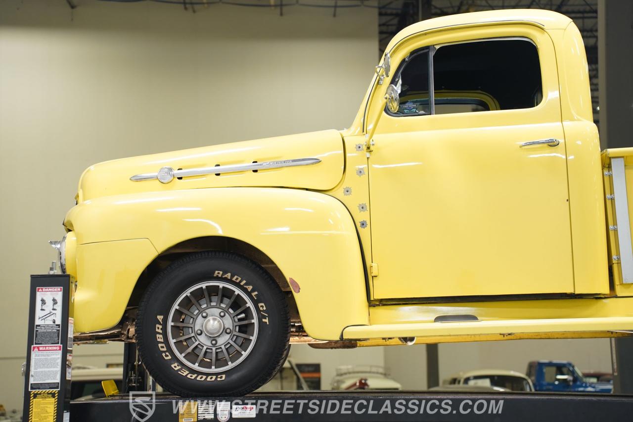 1952 Ford F-1