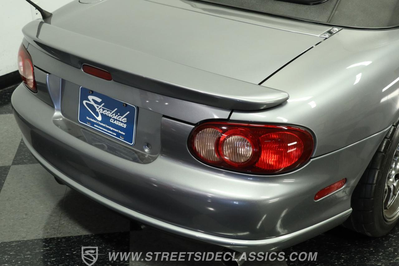 2004 Mazda MX-5 Miata Speed
