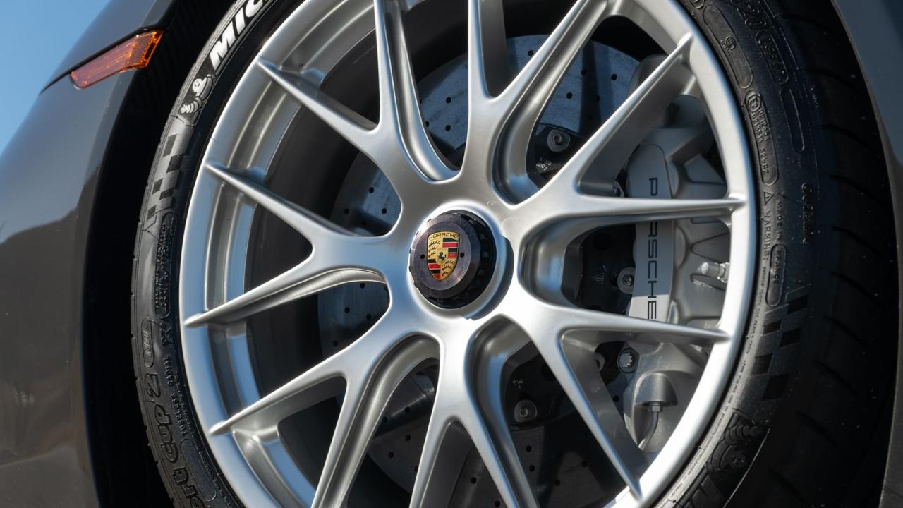 2015 Porsche 918 Spyder