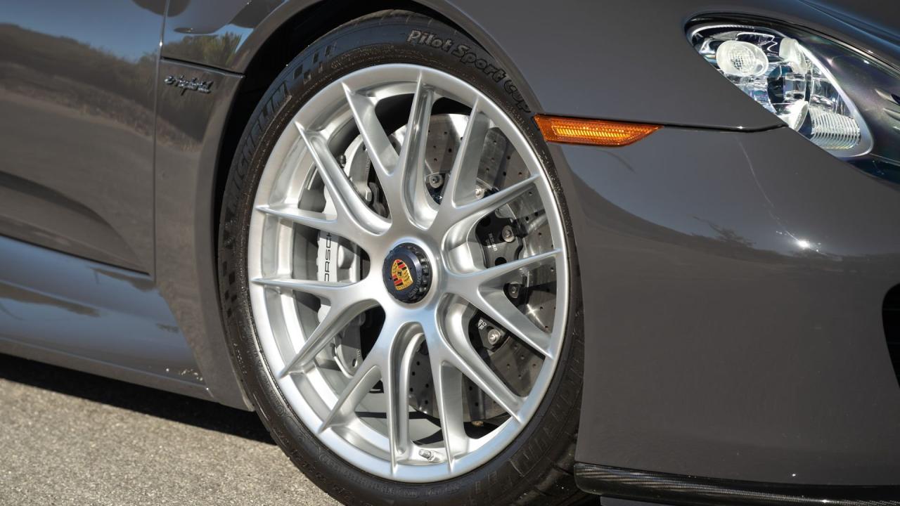 2015 Porsche 918 Spyder