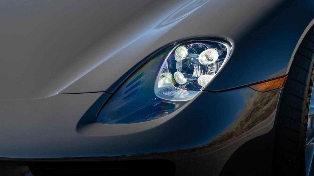 2015 Porsche 918 Spyder