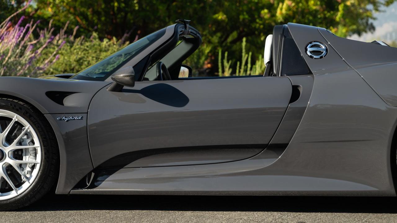 2015 Porsche 918 Spyder