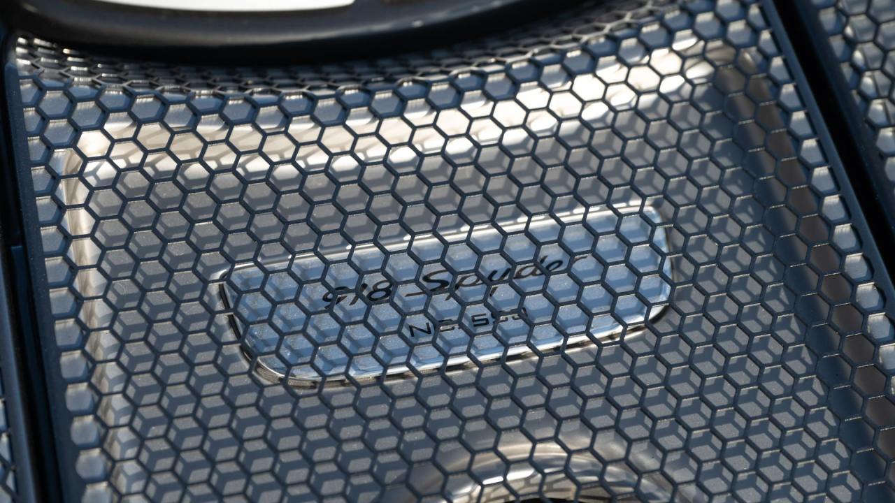 2015 Porsche 918 Spyder