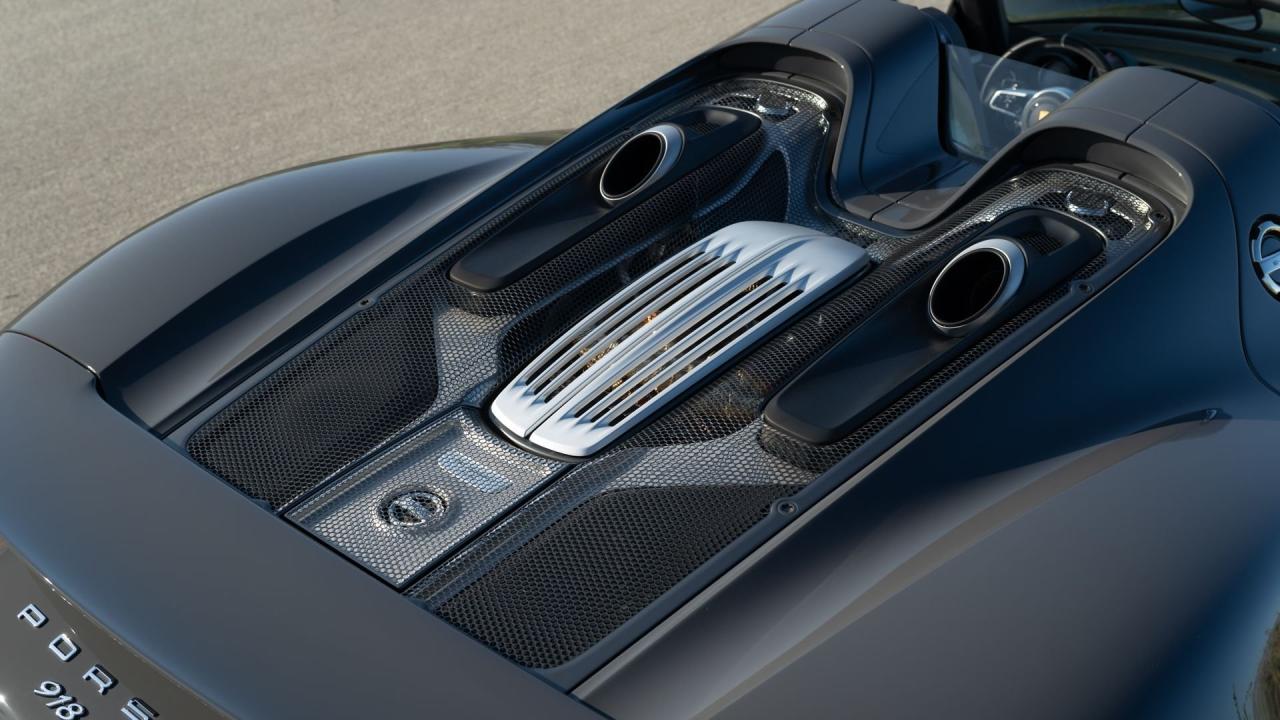 2015 Porsche 918 Spyder