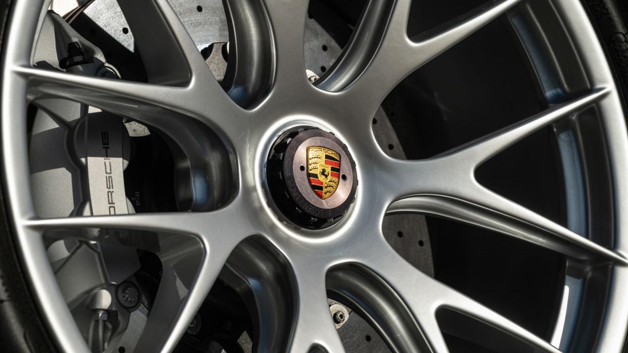 2015 Porsche 918 Spyder