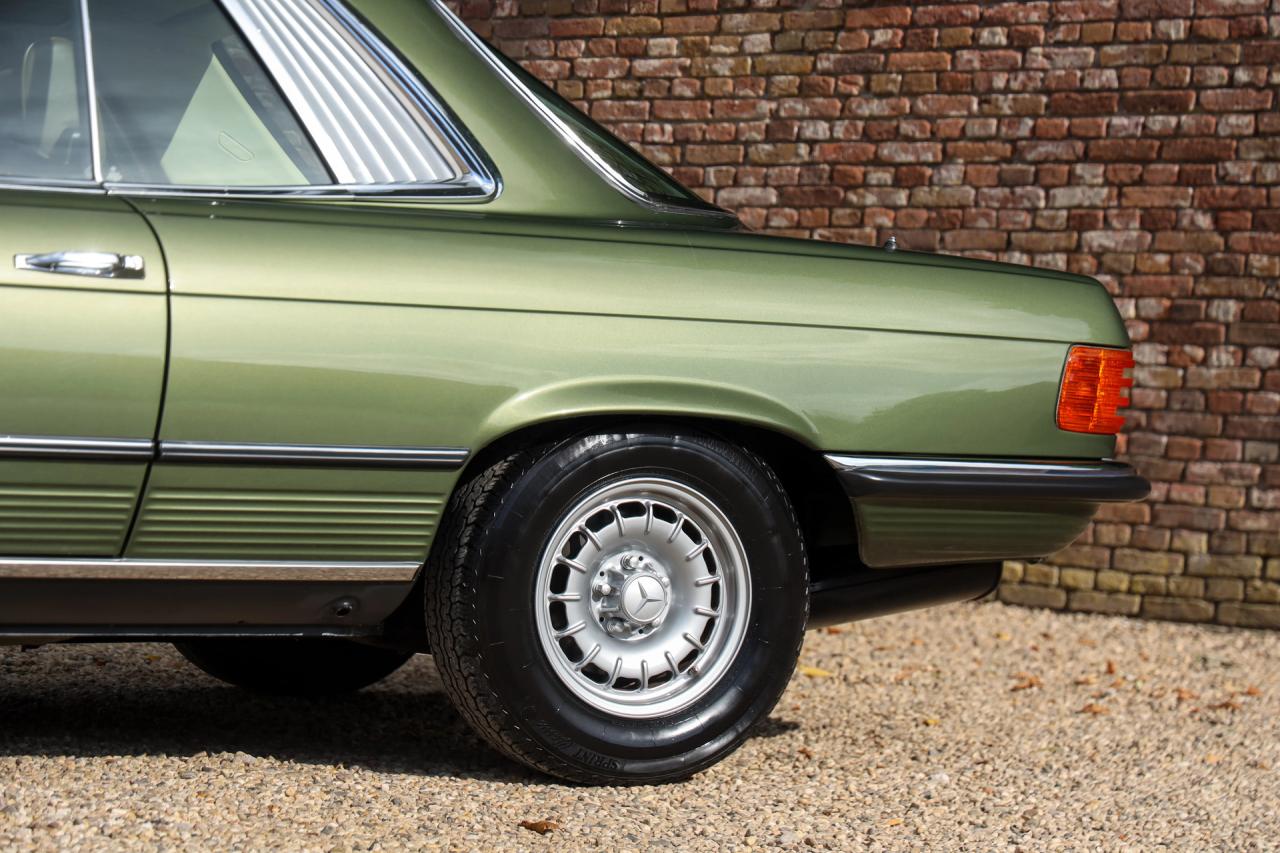 1976 Mercedes - Benz Mercedes Benz 280 SLC &ldquo;Completely green-colored&rdquo;