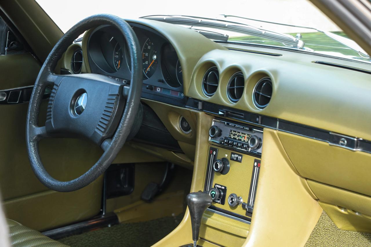 1976 Mercedes - Benz Mercedes Benz 280 SLC &ldquo;Completely green-colored&rdquo;