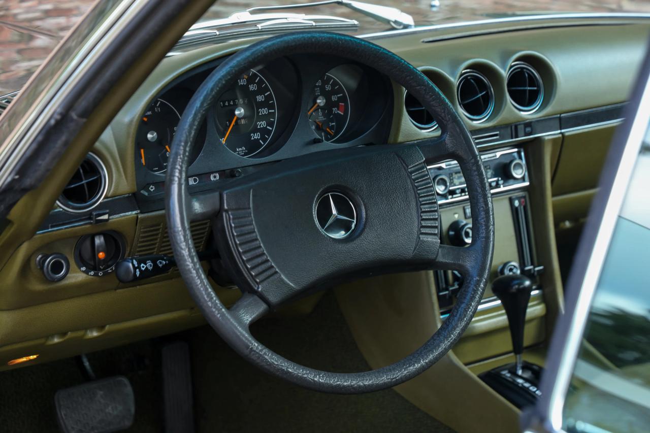 1976 Mercedes - Benz Mercedes Benz 280 SLC &ldquo;Completely green-colored&rdquo;
