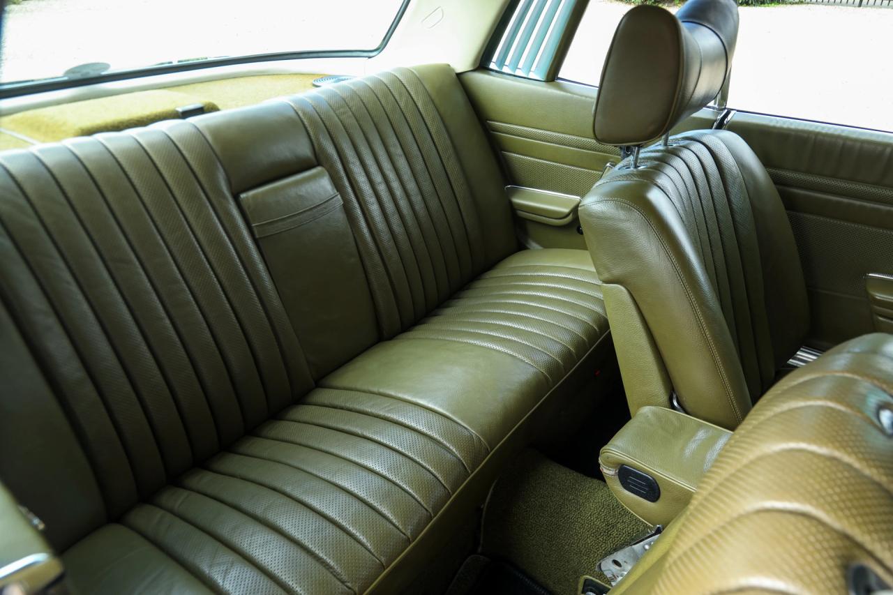 1976 Mercedes - Benz Mercedes Benz 280 SLC &ldquo;Completely green-colored&rdquo;