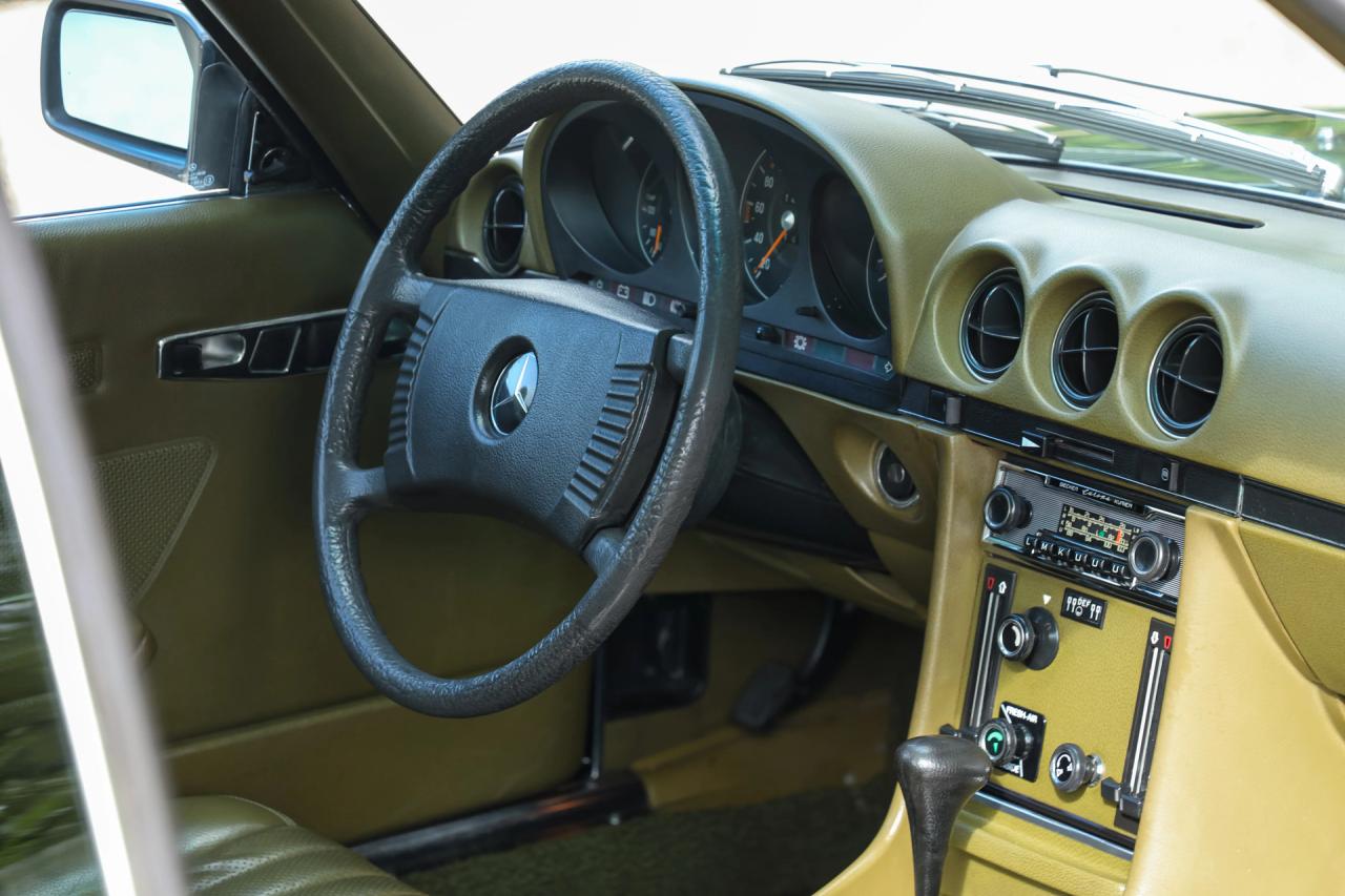 1976 Mercedes - Benz Mercedes Benz 280 SLC &ldquo;Completely green-colored&rdquo;