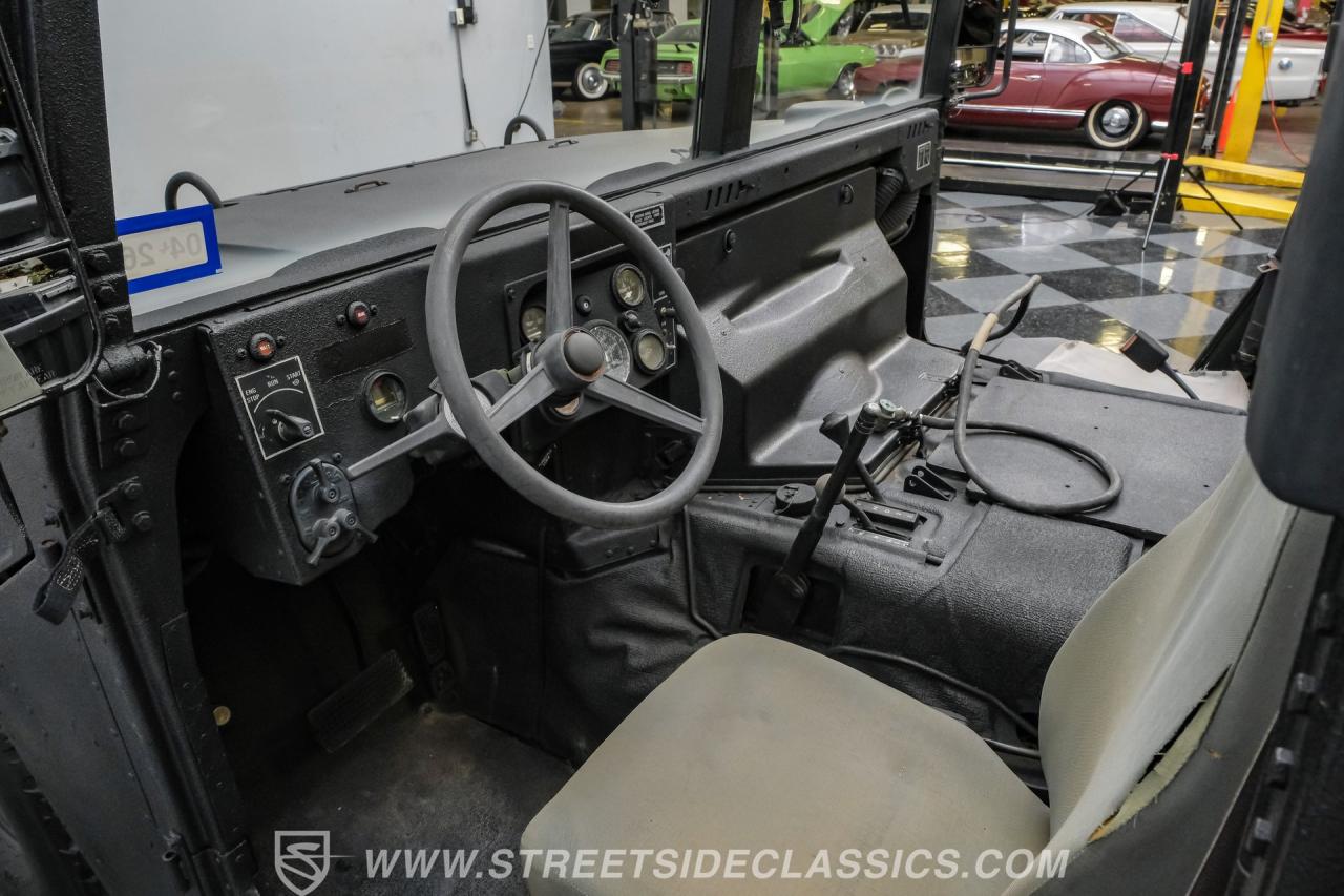 2007 AM General M1097R1 Humvee Pickup
