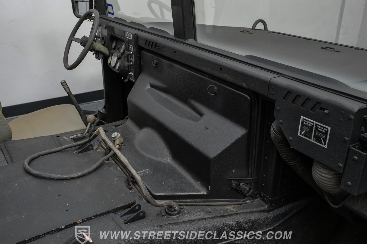 2007 AM General M1097R1 Humvee Pickup