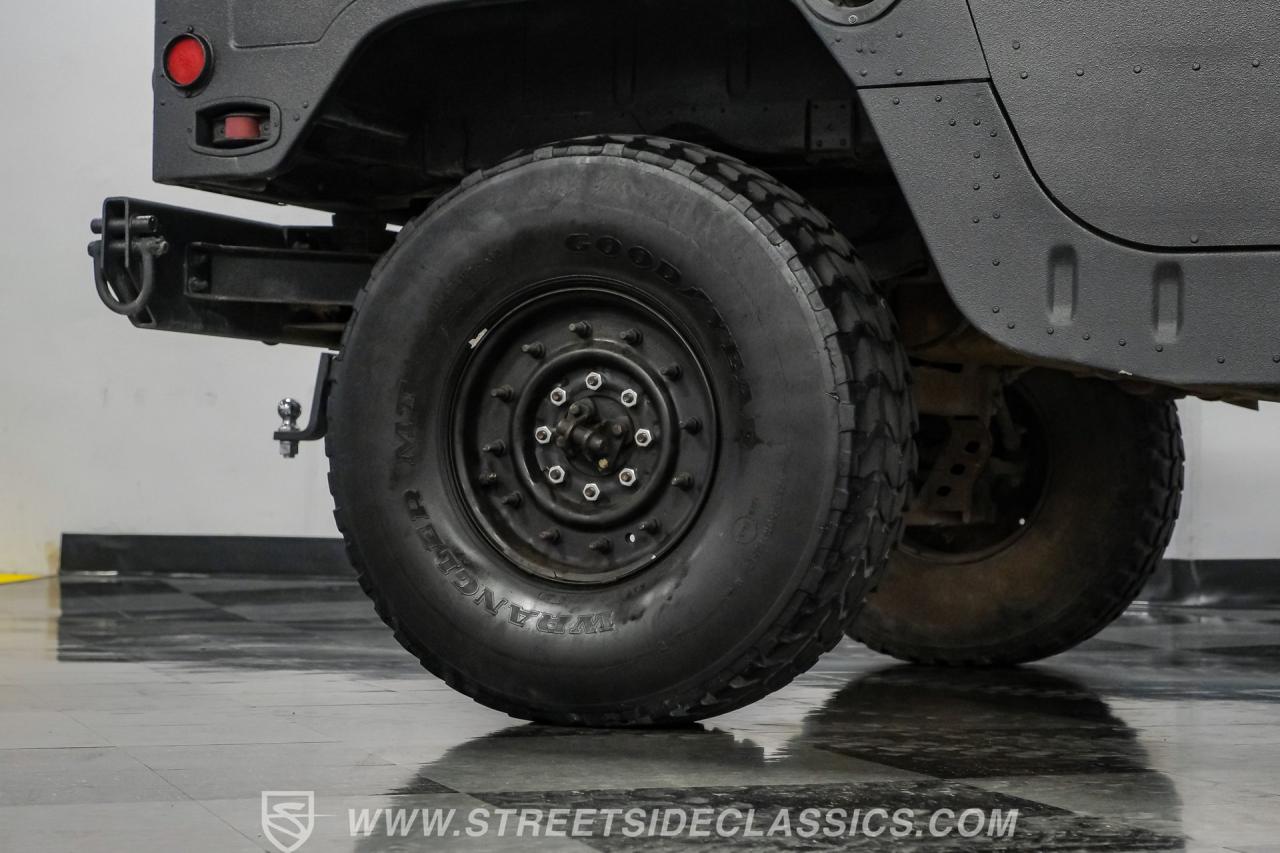 2007 AM General M1097R1 Humvee Pickup