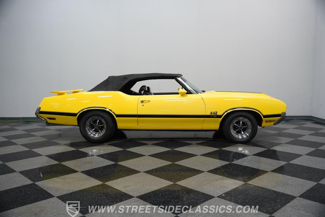 1970 Oldsmobile Cutlass 442 W30 Tribute Convertible