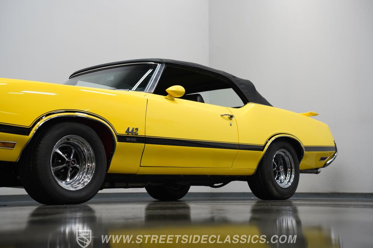 1970 Oldsmobile Cutlass 442 W30 Tribute Convertible