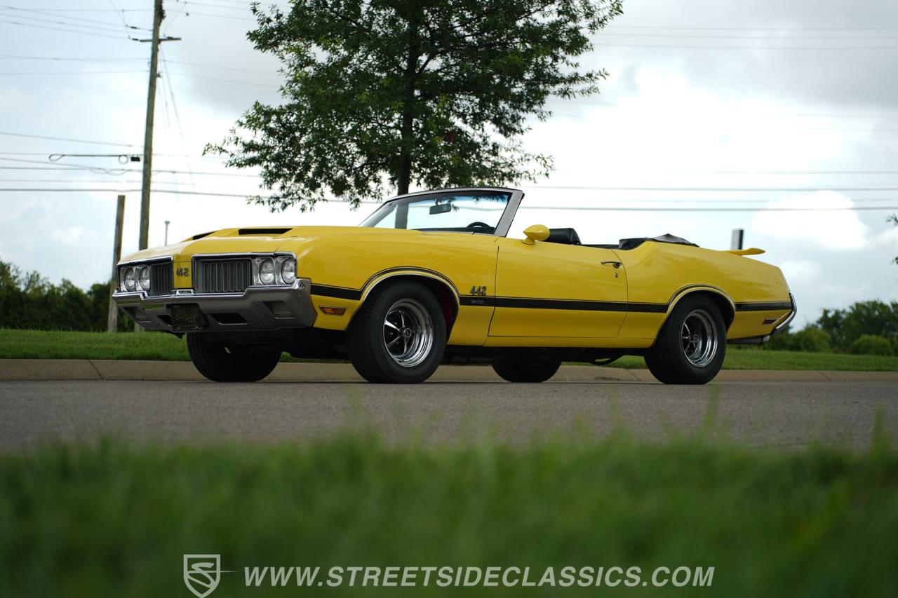 1970 Oldsmobile Cutlass 442 W30 Tribute Convertible