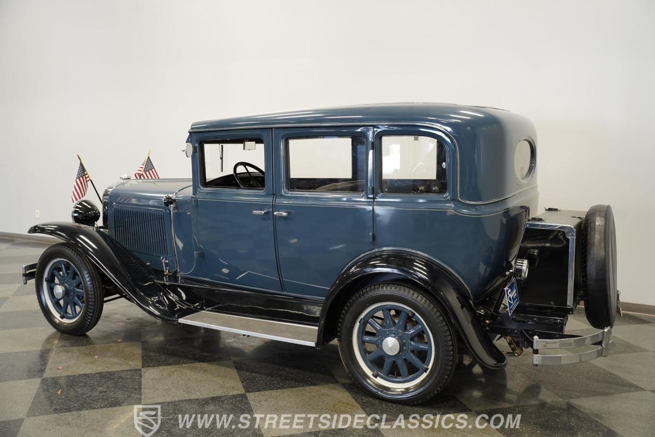 1929 Pontiac Sedan