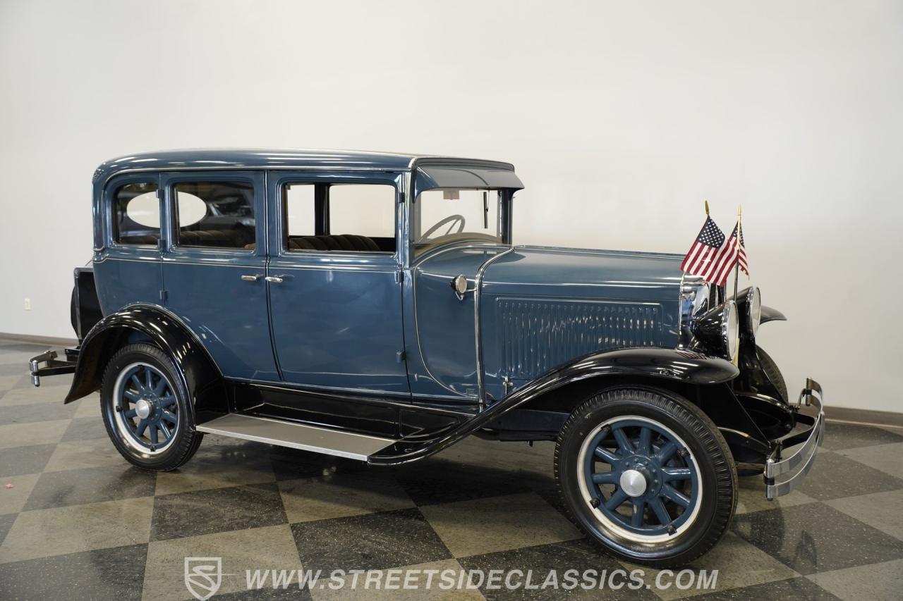 1929 Pontiac Sedan