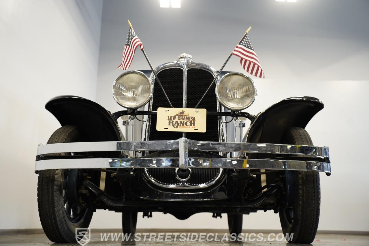 1929 Pontiac Sedan