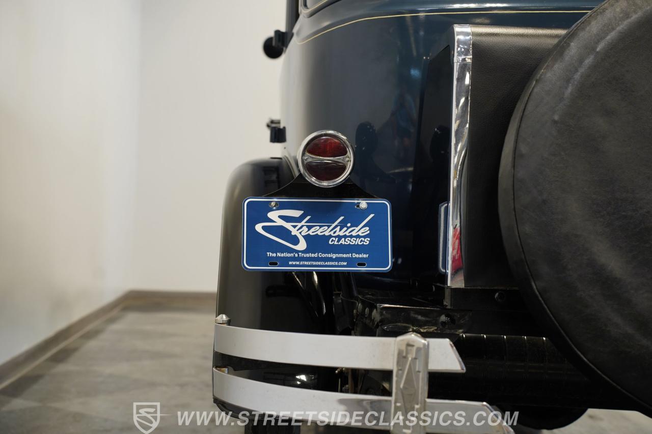 1929 Pontiac Sedan