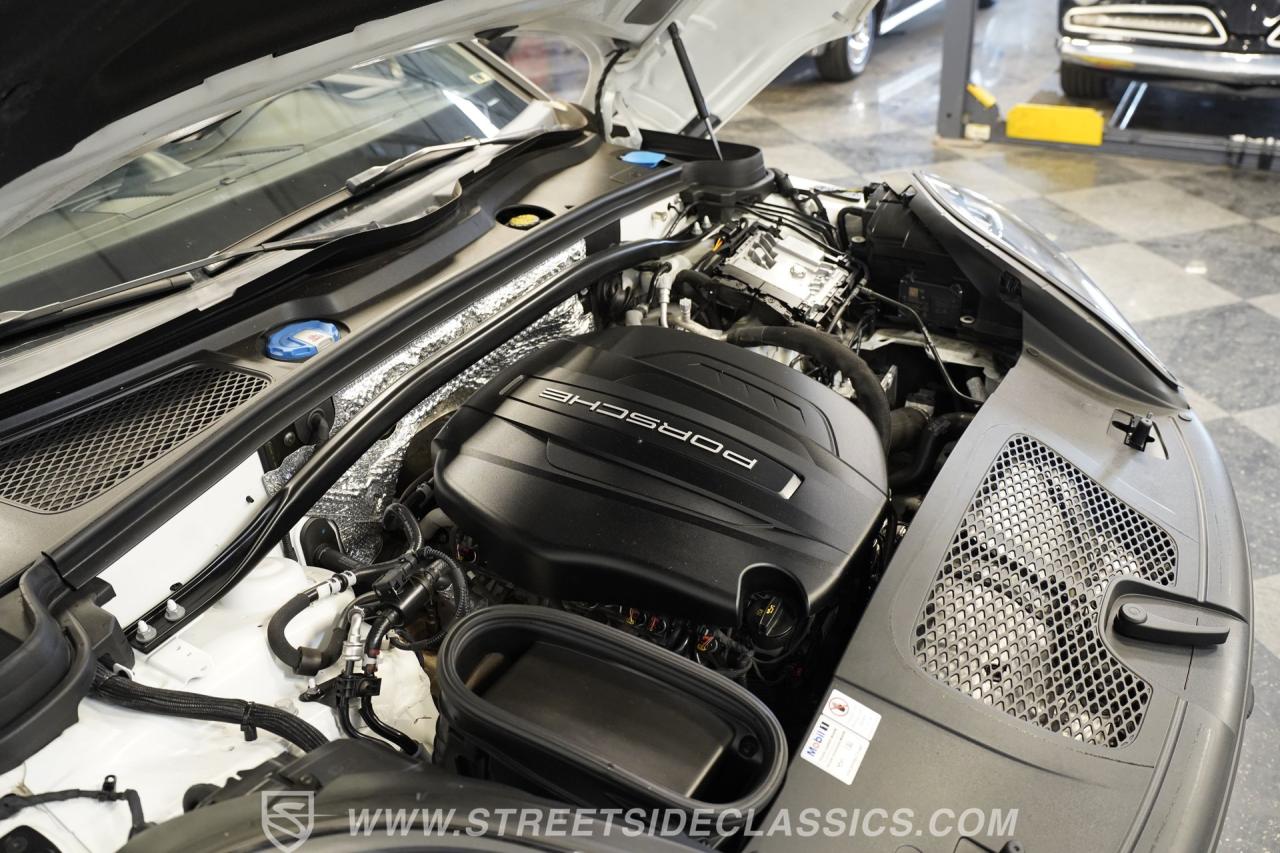 2019 Porsche Macan AWD
