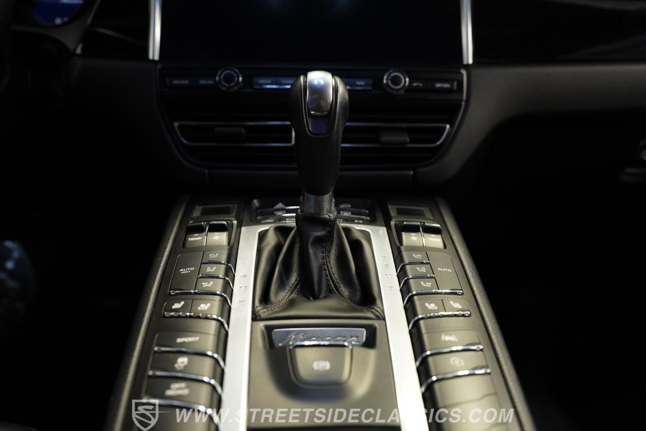 2019 Porsche Macan AWD